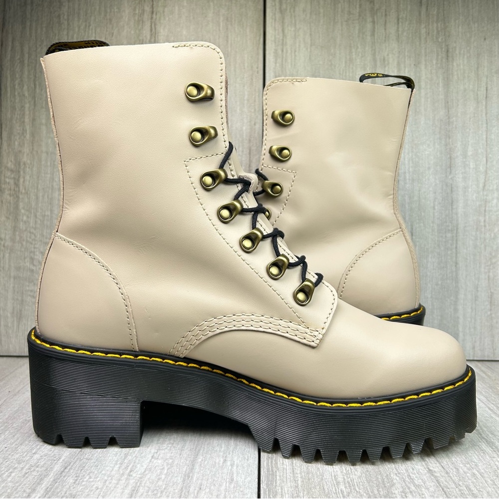 NEW Dr. Marten Docs Leona Taupe Brown Leather Heeled Combat Boot Women’s Size 10 - Picture 4 of 10